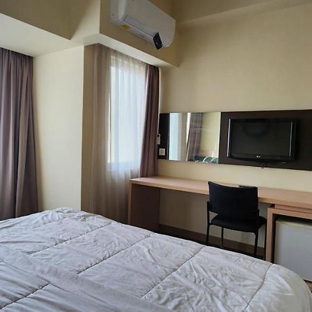 Apartemen Solo Paragon By Cariapartemen-Id Bonorejo Esterno foto