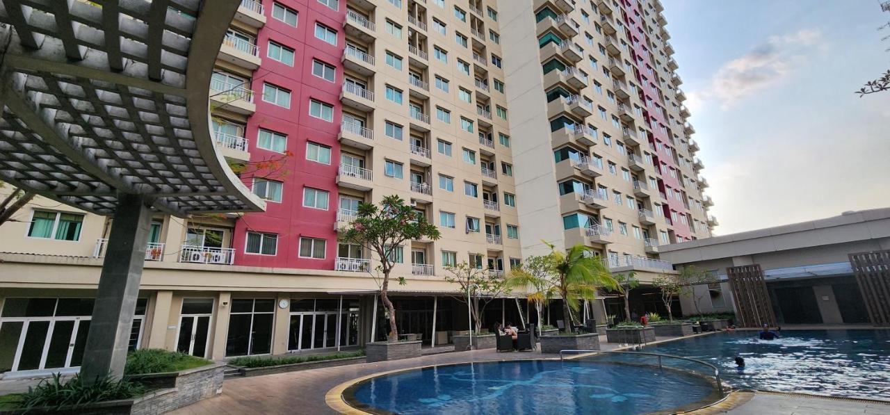 Apartemen Solo Paragon By Cariapartemen-Id Bonorejo Esterno foto