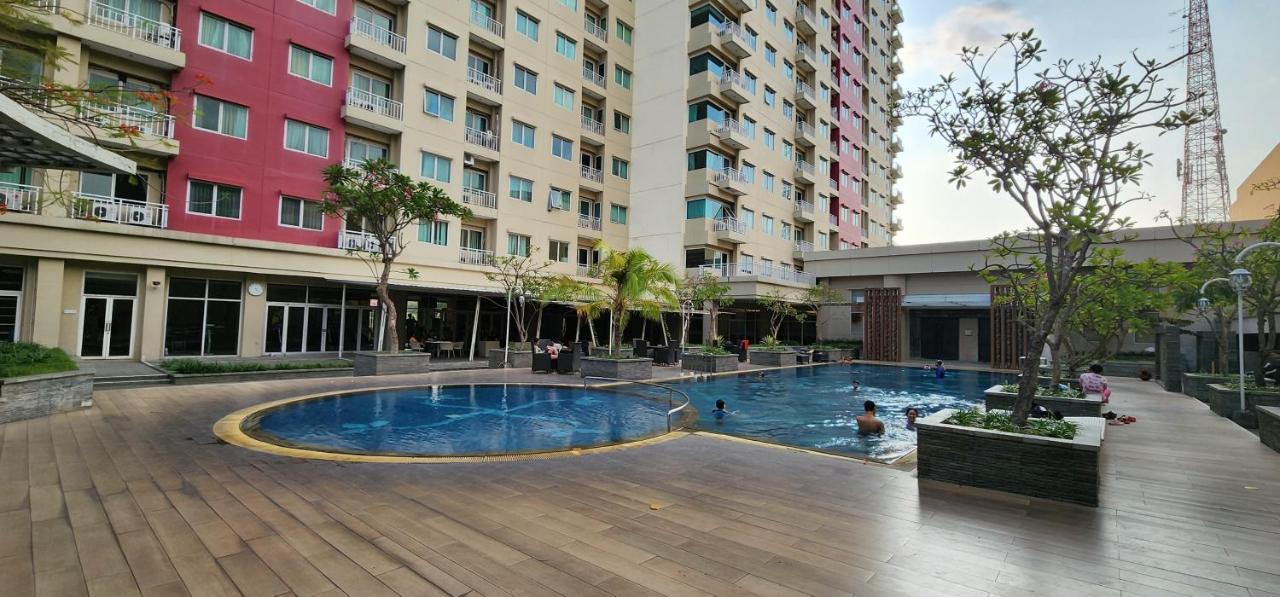 Apartemen Solo Paragon By Cariapartemen-Id Bonorejo Esterno foto